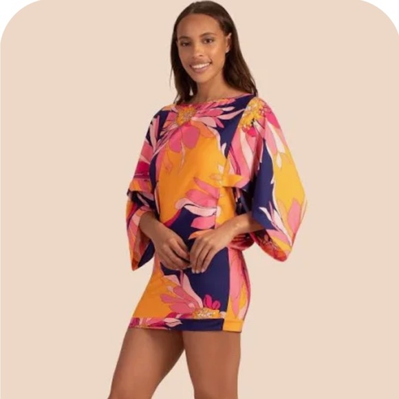 Trina Turk Swim Collection Tropical Floral Breeze Tunic Cover Up - Picture 2 of 10